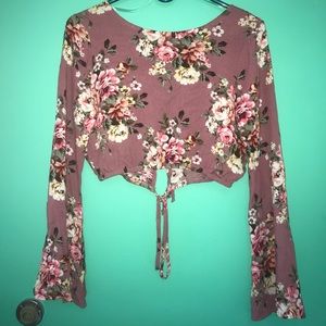 Cute fall/summer crop top!